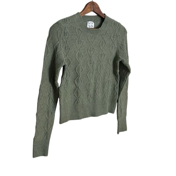 Hippie Rose NWT Cable Knit Textured Crew Pullover Sweater Willow Green Size XS - Picture 3 of 10